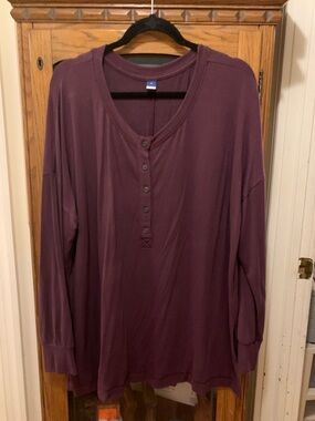 Old Navy Women's Long Sleeve Henley Top - Plum